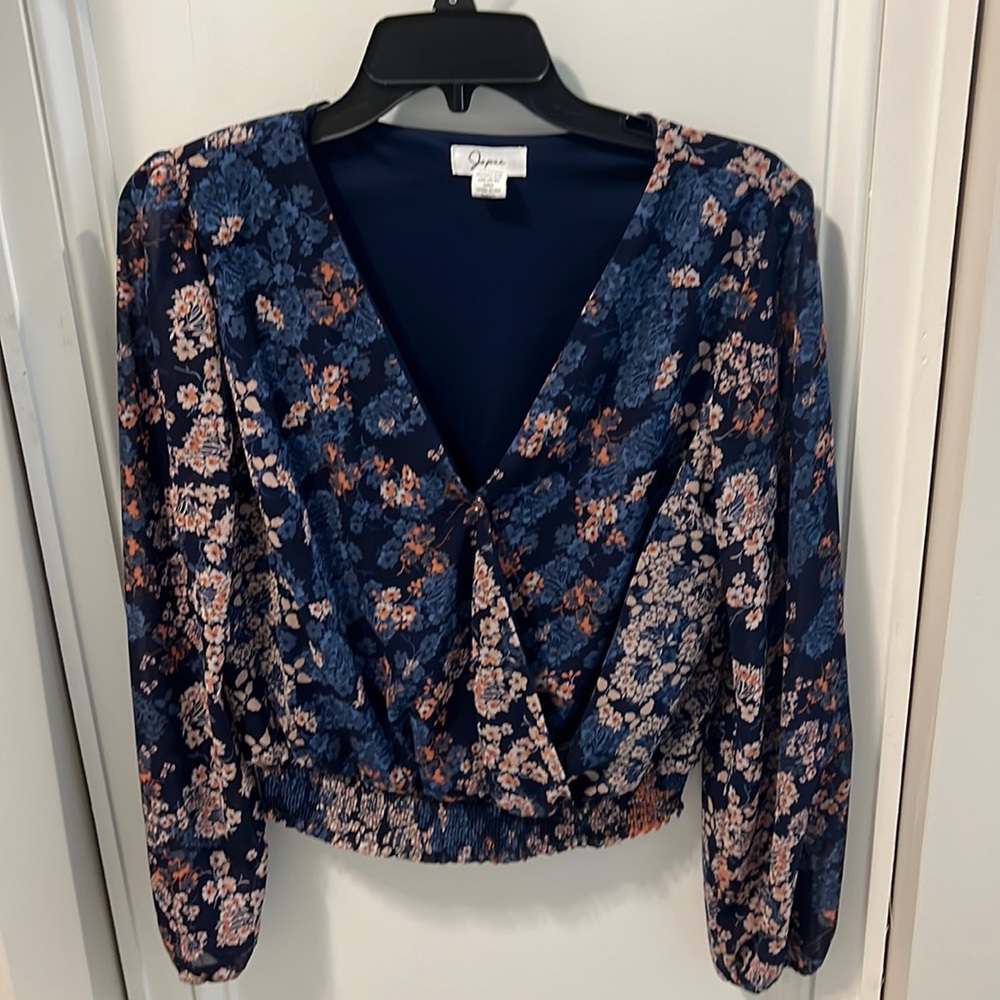 Crop shirt
